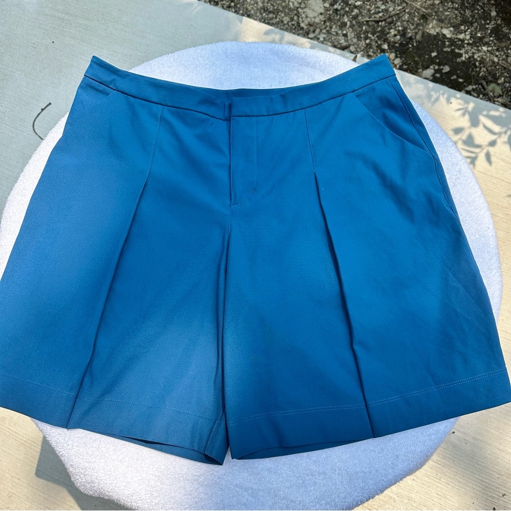 LULULEMON LONG STORY SHORTS BLUE SIZE 12
